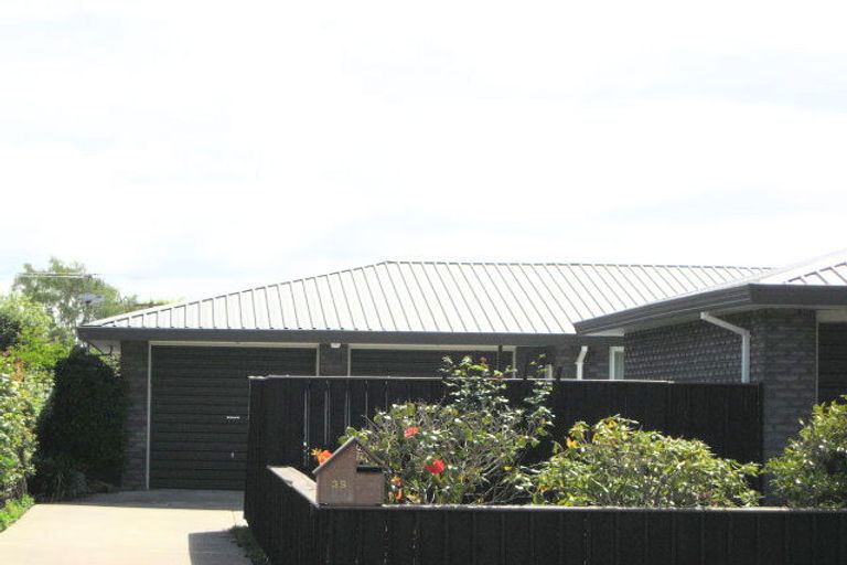 Photo of property in 1/39 Norrie Street, Redwood, Christchurch, 8051