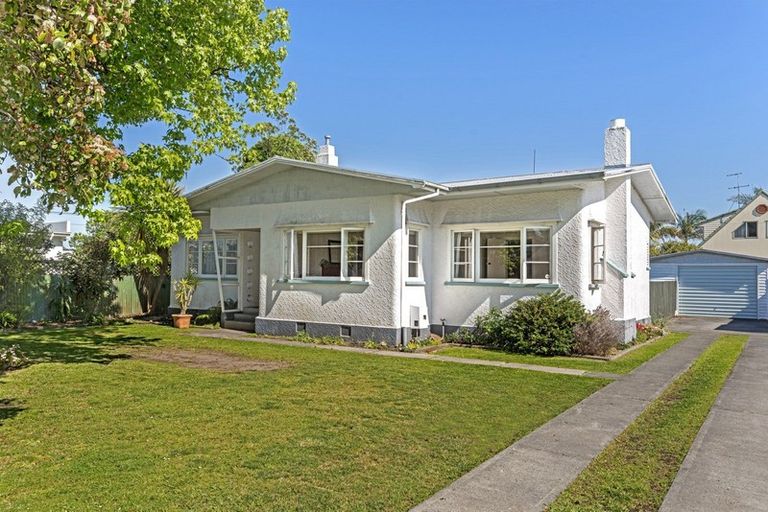 Photo of property in 102 Hall Street, Whataupoko, Gisborne, 4010