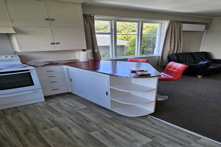 Photo of property in 21 Crawford Road, Kilbirnie, Wellington, 6022