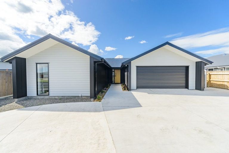 Photo of property in 94 James Line, Kelvin Grove, Palmerston North, 4414