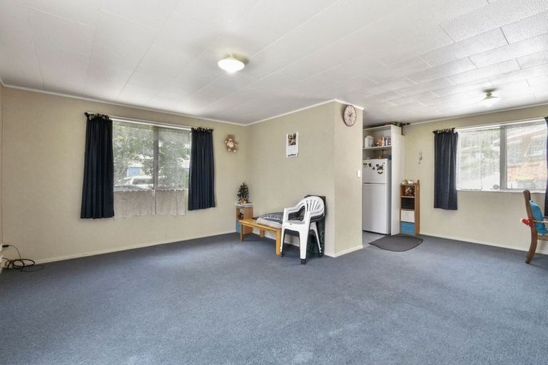 Photo of property in 40 Mack Place, Red Hill, Papakura, 2110