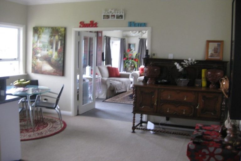 Photo of property in 32 Queen Street, Dannevirke, 4930