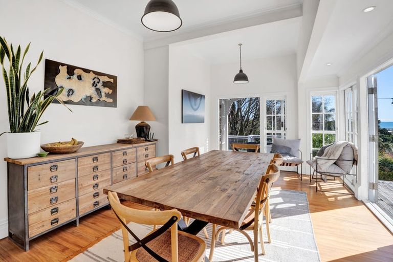 Photo of property in 5 Rogan Street, New Plymouth, 4310