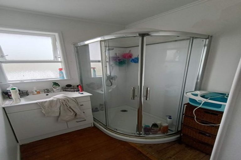 Photo of property in 20 Beeston Crescent, Manurewa, Auckland, 2102