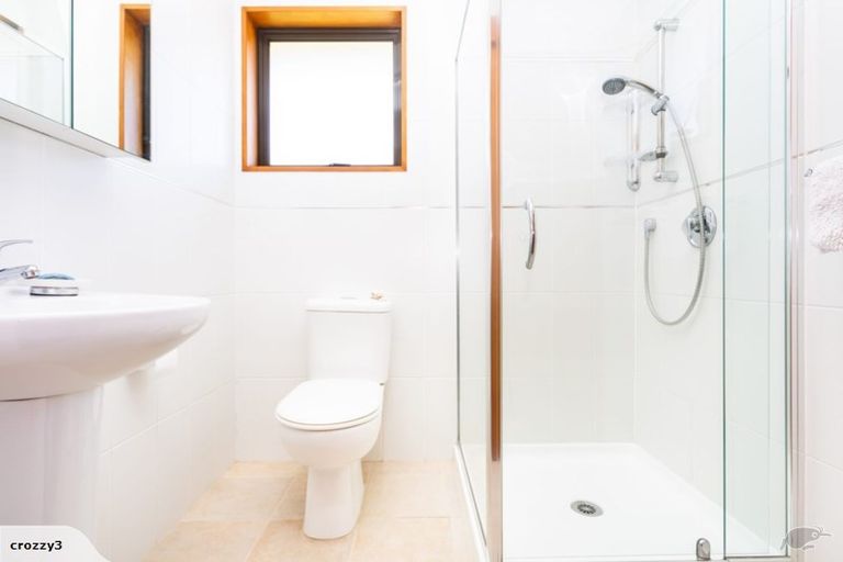 Photo of property in 29 Regency Crescent, Redwood, Christchurch, 8051