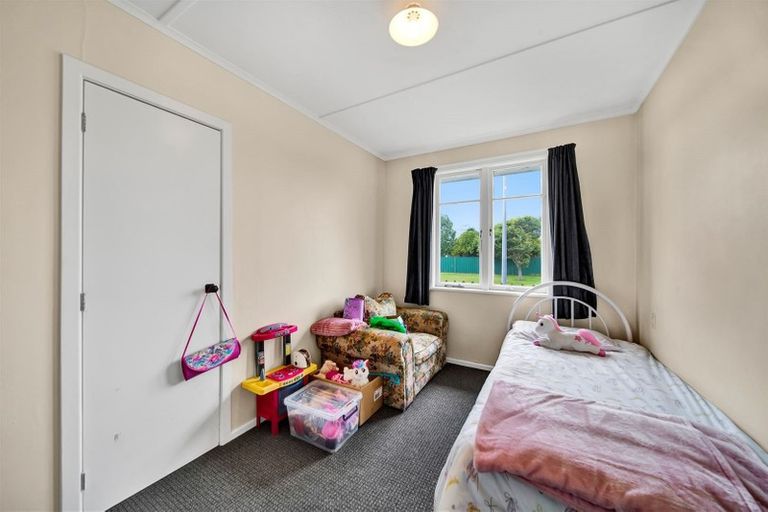 Photo of property in 48 Turuturu Road, Hawera, 4610