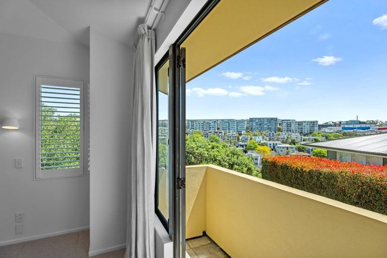 Photo of property in 86a Bassett Road, Remuera, Auckland, 1050