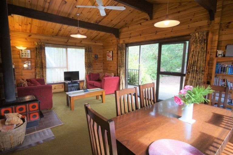 Photo of property in 11 Chalet Crescent, Hanmer Springs, 7334