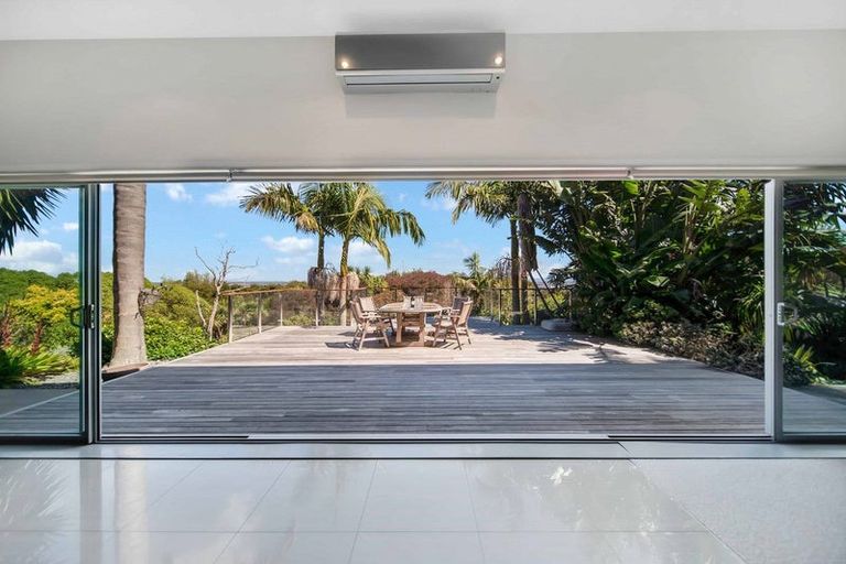 Photo of property in 269 Kaipara Road, Papakura, 2582