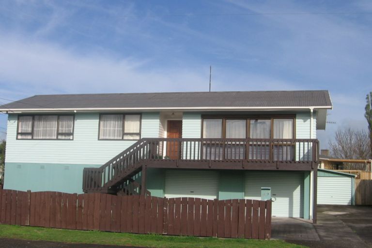 Photo of property in 49 Orion Street, Papakura, 2110