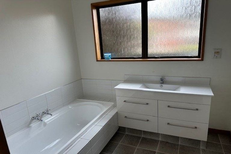 Photo of property in 29a Dunbarton Street, Redwood, Christchurch, 8051