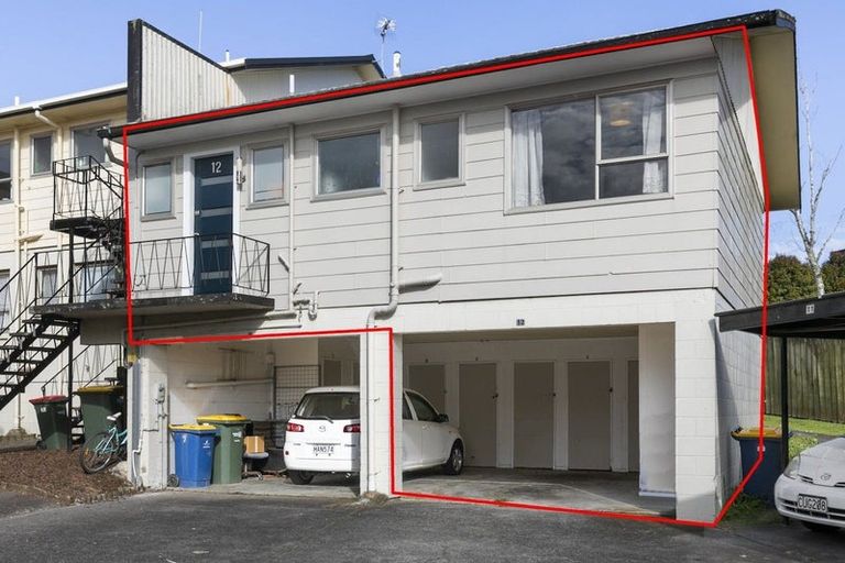 Photo of property in 12/31 Blease Street, New Lynn, Auckland, 0600