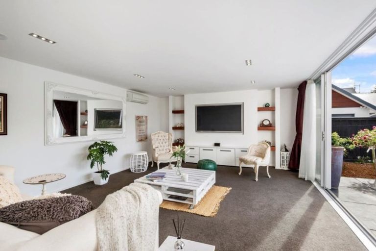 Photo of property in 56 Bluestone Drive, Parklands, Christchurch, 8083