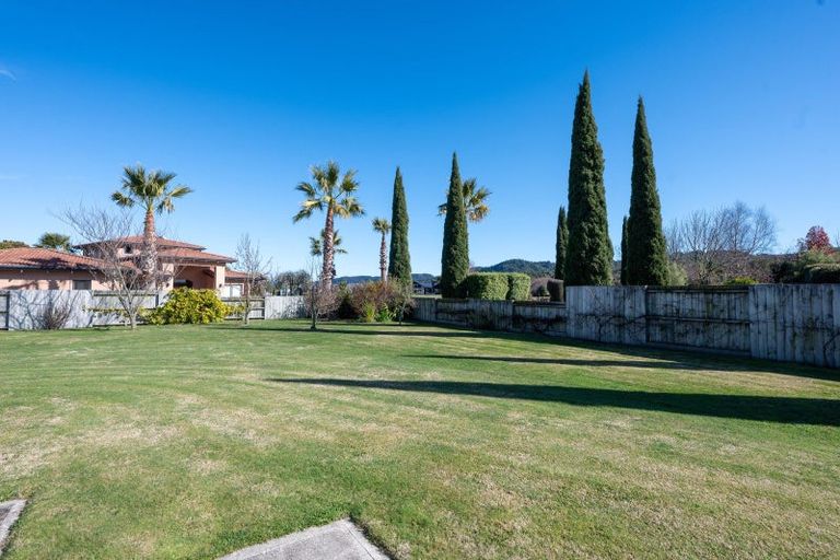 Photo of property in 3 Montgomery Crescent, Kinloch, Taupo, 3377