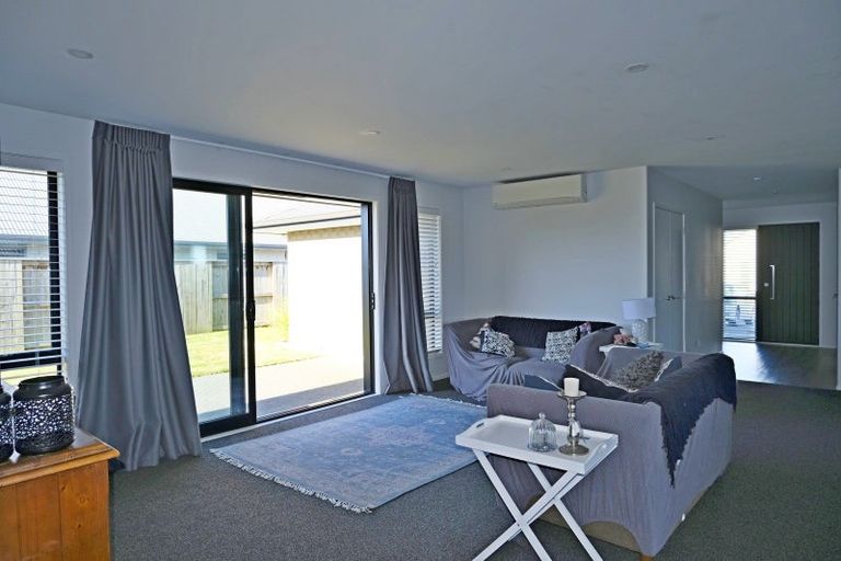 Photo of property in 39 Huka Heights Drive, Rangatira Park, Taupo, 3330