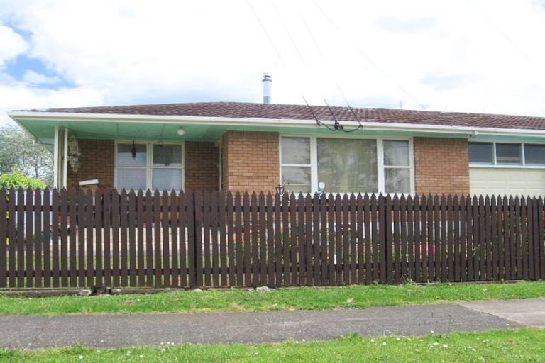 Photo of property in 39 Kenderdine Road, Papatoetoe, Auckland, 2025