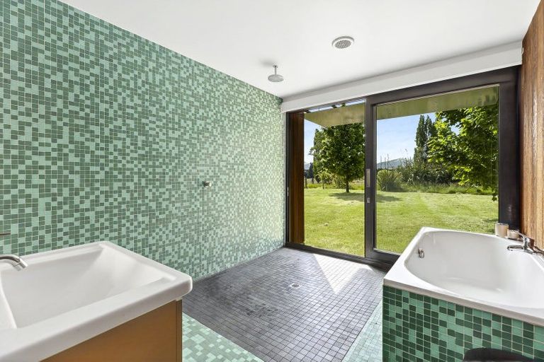 Photo of property in 83d Black Peak Road, Wanaka, 9382
