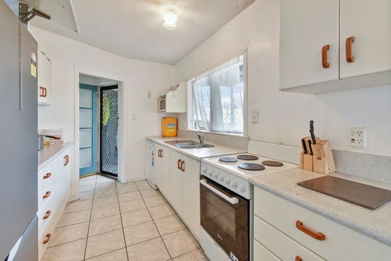 Photo of property in 1 Lansdown Avenue, Papatoetoe, Auckland, 2025