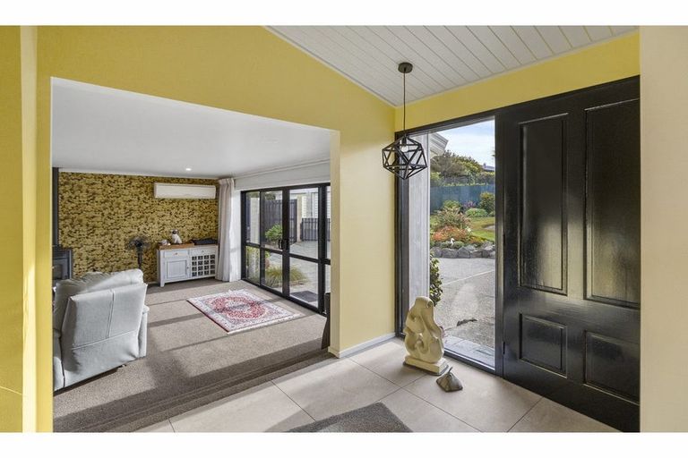 Photo of property in 24 Glenview Terrace, Highfield, Timaru, 7910