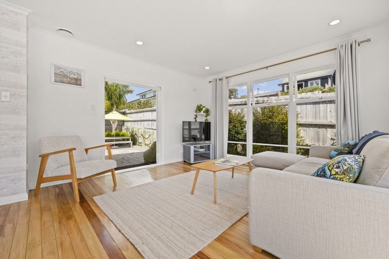 Photo of property in 10 Tahuna Avenue, Raglan, 3225