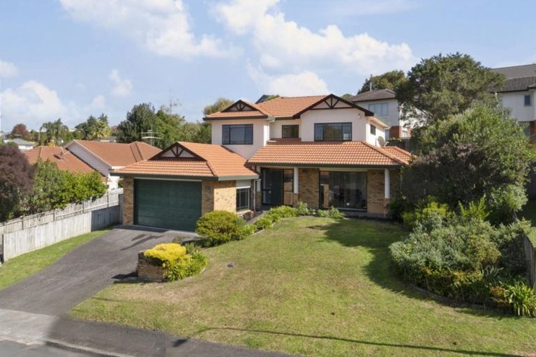Photo of property in 30 Millstream Drive, Henderson, Auckland, 0610