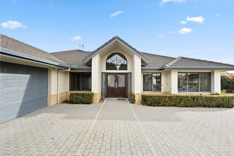Photo of property in 23 Callum Brae Drive, Rototuna, Hamilton, 3210