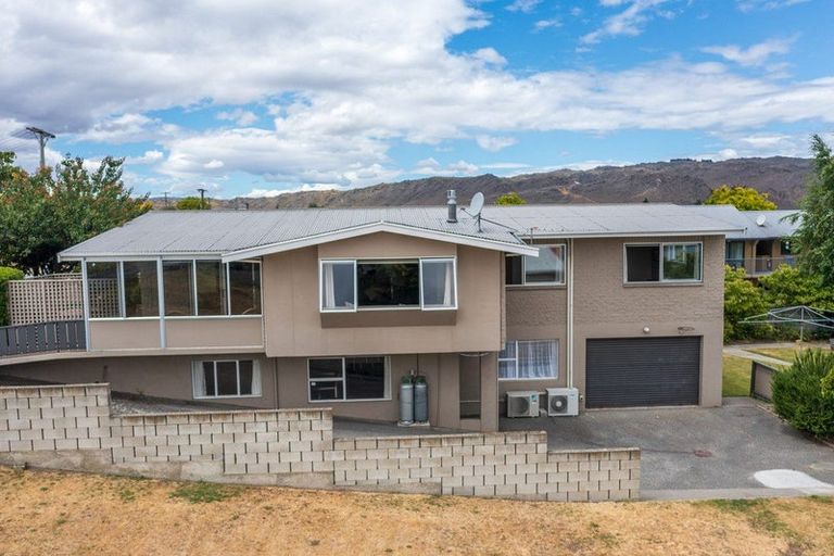 Photo of property in 72 Royal Terrace, Alexandra, 9320