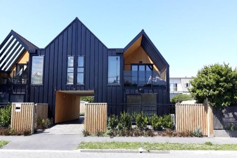 Photo of property in 1/448 Hereford Street, Linwood, Christchurch, 8011