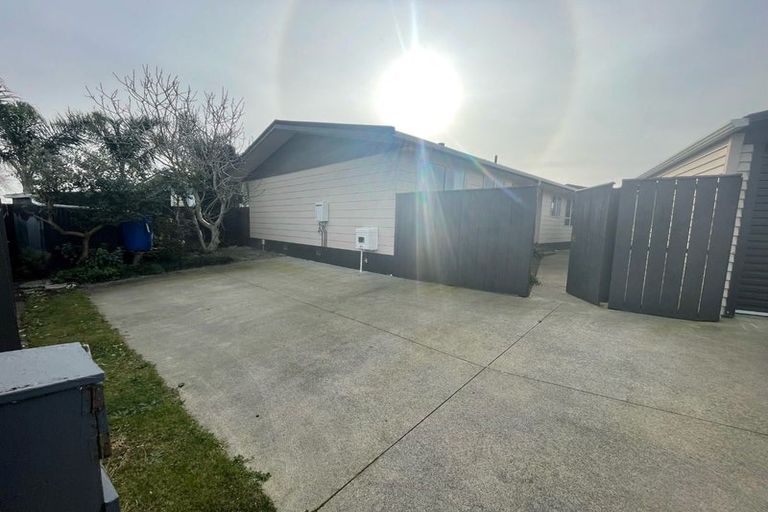 Photo of property in 215 Parklands Avenue, Bell Block, New Plymouth, 4312