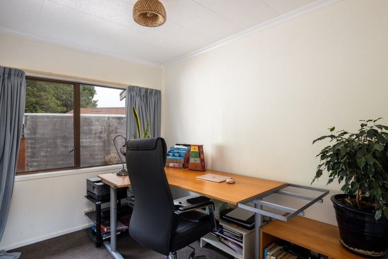 Photo of property in 17 Kipling Drive, Whalers Gate, New Plymouth, 4310