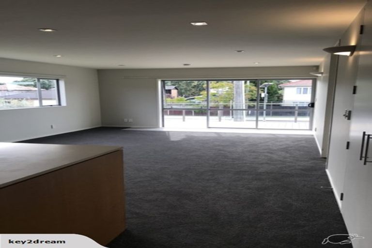 Photo of property in 304/252 Centreway Road, Orewa, 0931