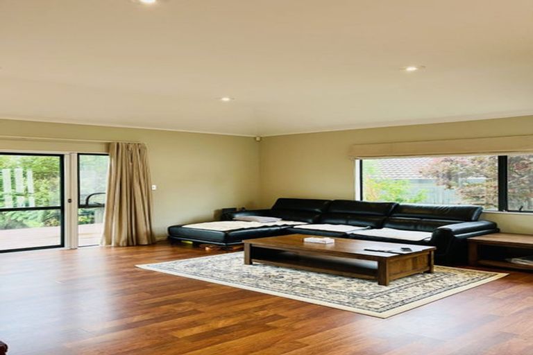 Photo of property in 19 Summerfield Lane, Albany, Auckland, 0632