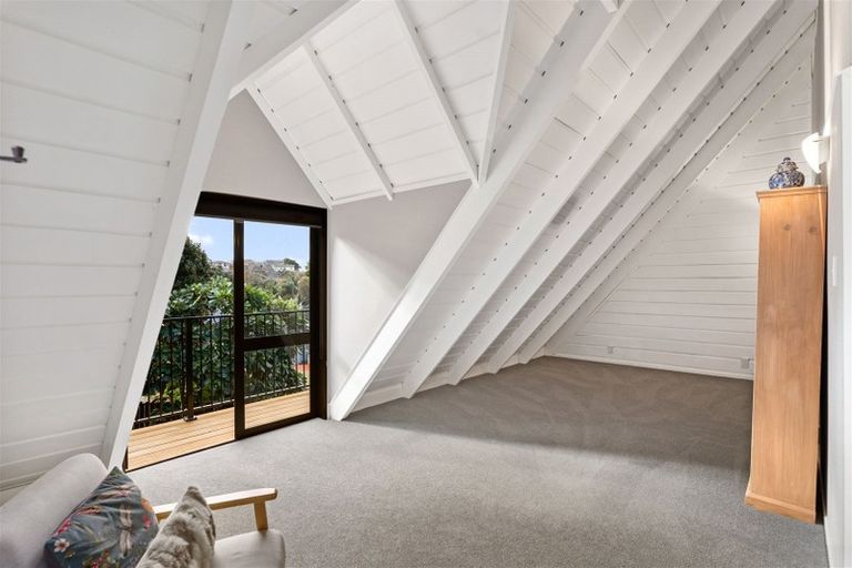 Photo of property in 133 Sandspit Road, Shelly Park, Auckland, 2014