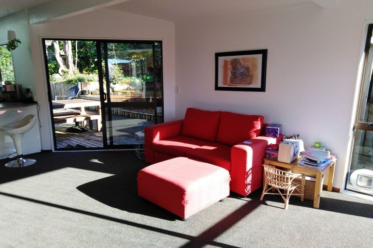 Photo of property in 22 Satara Crescent, Khandallah, Wellington, 6035