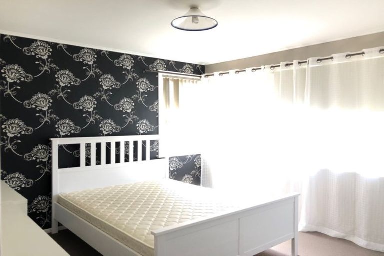 Photo of property in 66 Caldera Drive, Long Bay, Auckland, 0630