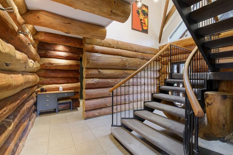 Photo of property in 5 Lapwing Lane, Mount Pleasant, Christchurch, 8081