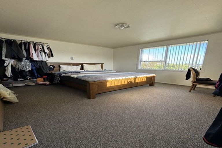 Photo of property in 1/172 Forrest Hill Road, Forrest Hill, Auckland, 0620