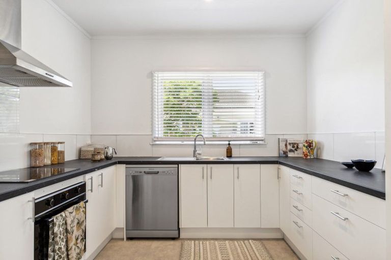 Photo of property in 64 Abbott Street, Te Hapara, Gisborne, 4010