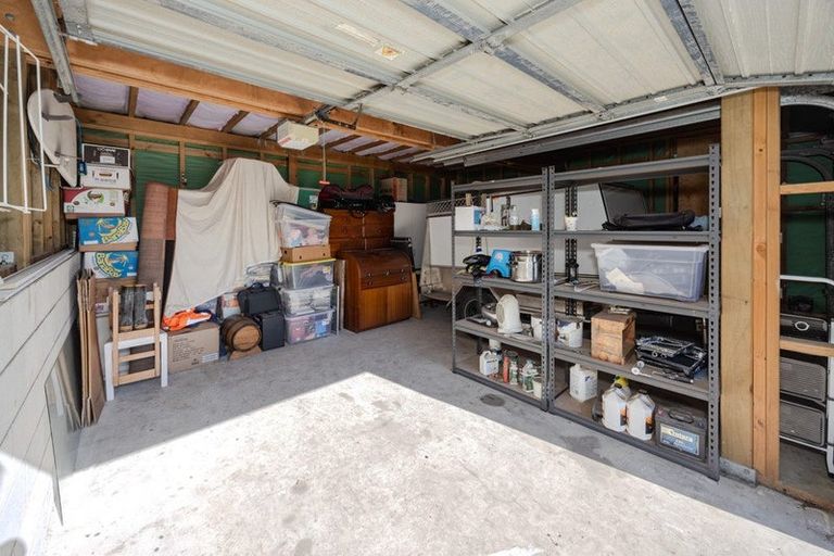 Photo of property in 16a Chambers Street, Kakanui, Oamaru, 9495