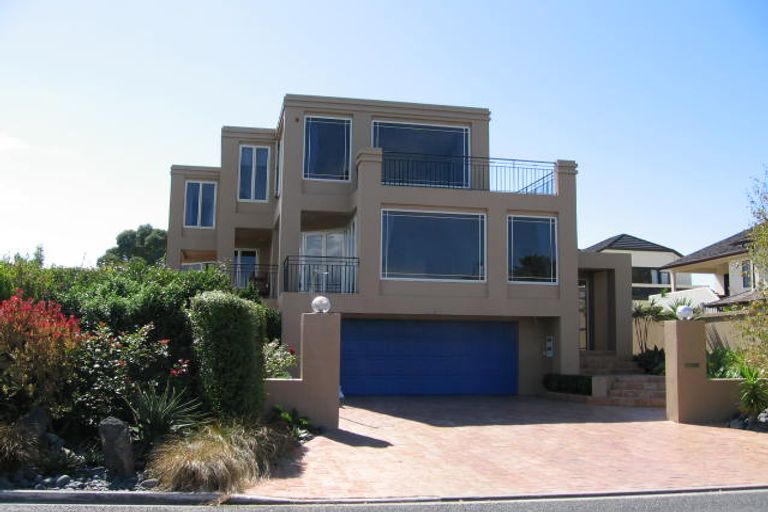 Photo of property in 2 Marama Street, Torbay, Auckland, 0630