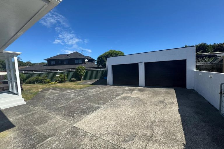 Photo of property in 33 Rosebank Avenue, Avalon, Lower Hutt, 5011