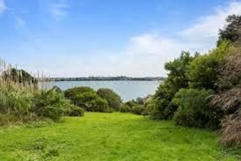 Photo of property in 18a Falstaff Place, Half Moon Bay, Auckland, 2012