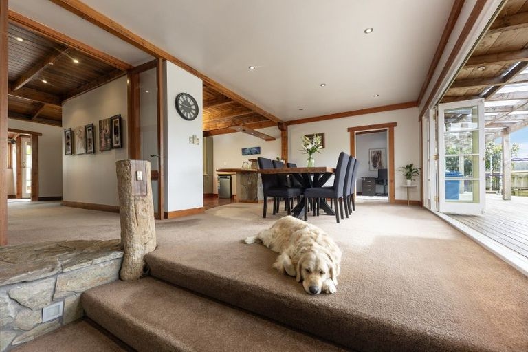 Photo of property in 308 Henderson Valley Road, Henderson Valley, Auckland, 0612