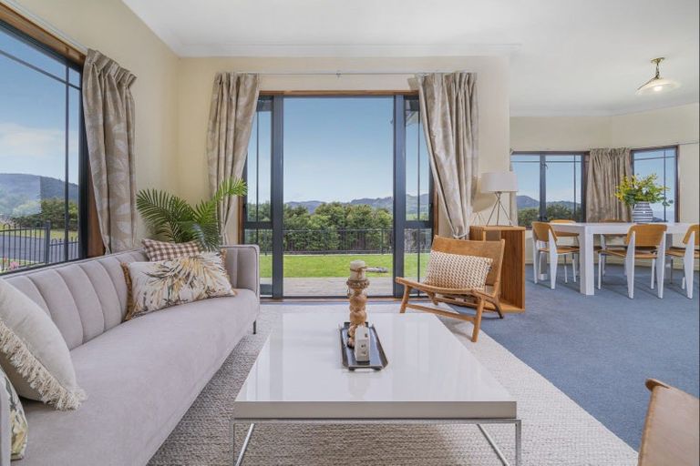 Photo of property in 115 Centennial Drive, Whitianga, 3510