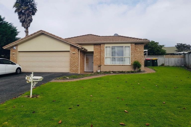 Photo of property in 23 Brompton Place, Burswood, Auckland, 2013