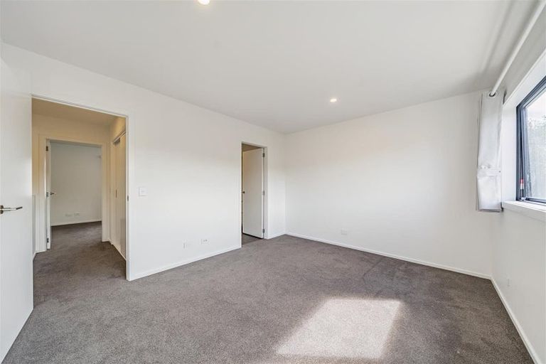 Photo of property in 8/104 Martin Street, Wallaceville, Upper Hutt, 5018