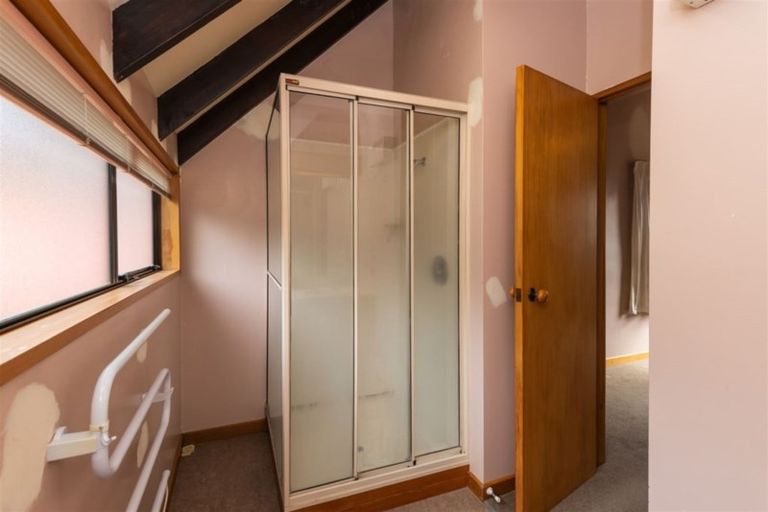 Photo of property in 15 Nehru Place, Cashmere, Christchurch, 8022