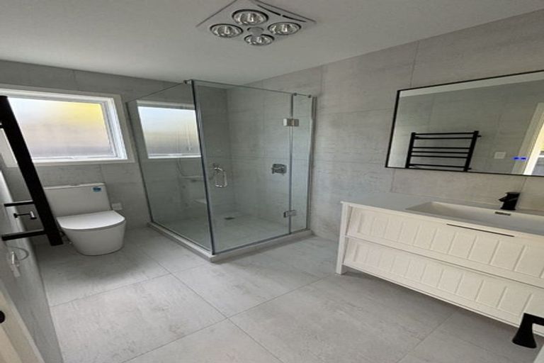 Photo of property in 17d Danbury Drive, Torbay, Auckland, 0630