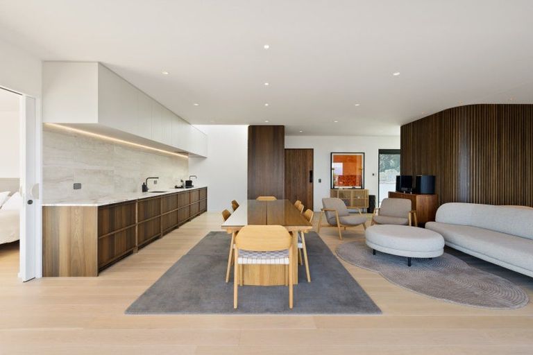 Photo of property in 82 Princes Drive, Britannia Heights, Nelson, 7010