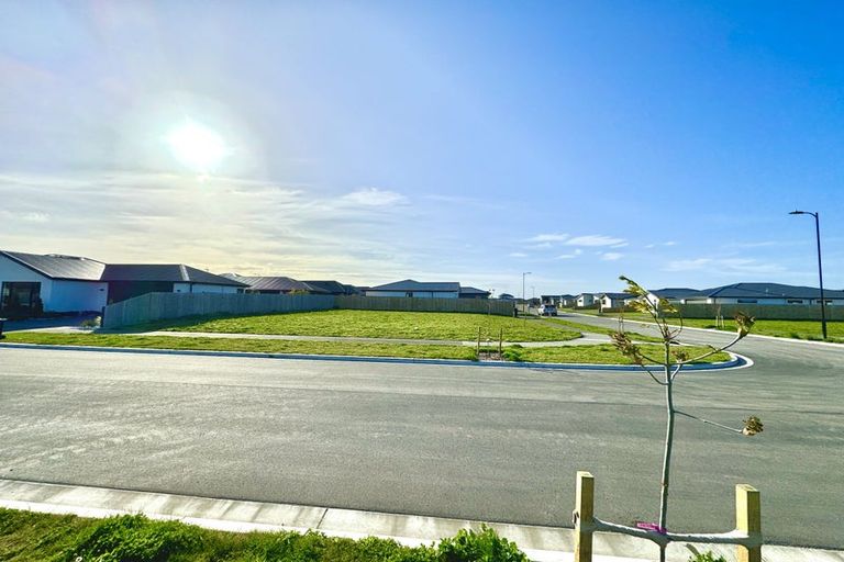 Photo of property in 14 Mackinnon Street, Marshland, 8083